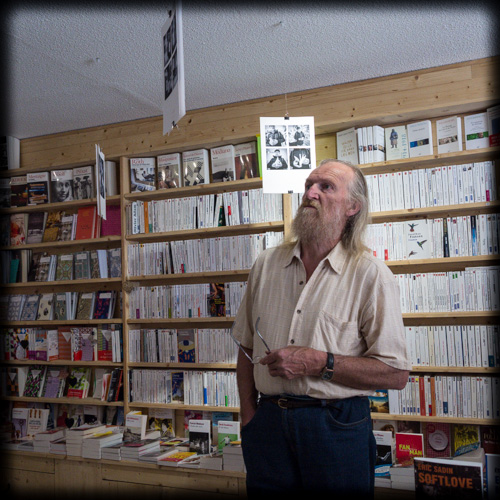 En photo avec Jean Giono - Au coin des mots passants - André Bucher