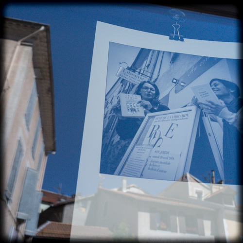 En photo avec Jean Giono - Au coin des mots passants - André Bucher